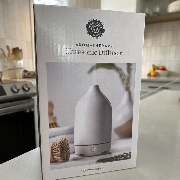 NWT White Diffuser - Unopened in Box - Picture 2 of 2